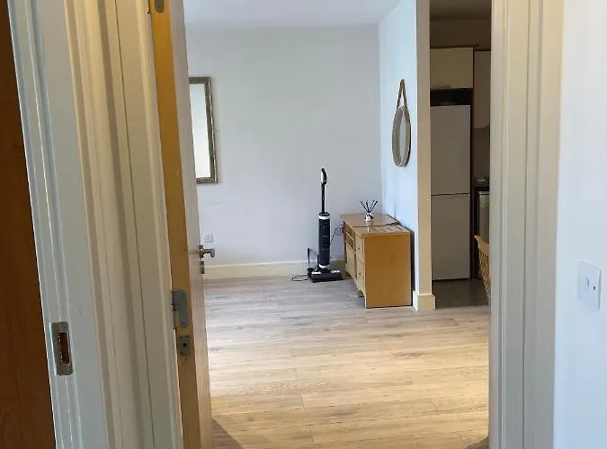 Greeg Court Lejlighed